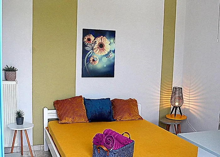 Overhill Adamantas (Milos)